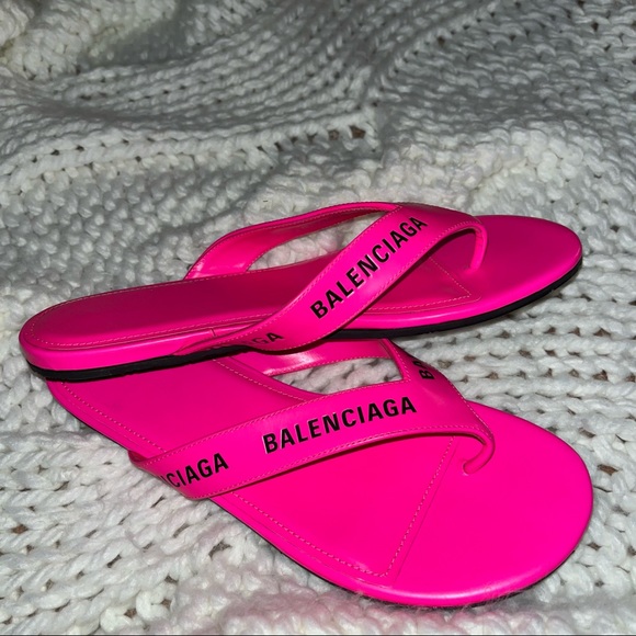 Balenciaga Pink Allover-logo Round Leather Thong San Sandals - Picture 8 of 9